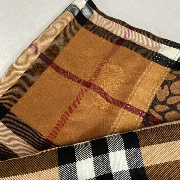 Burberry Women's Animal Leopard Haymarket Check Square Shape Scarf Cashmere - Picture 13 of 15